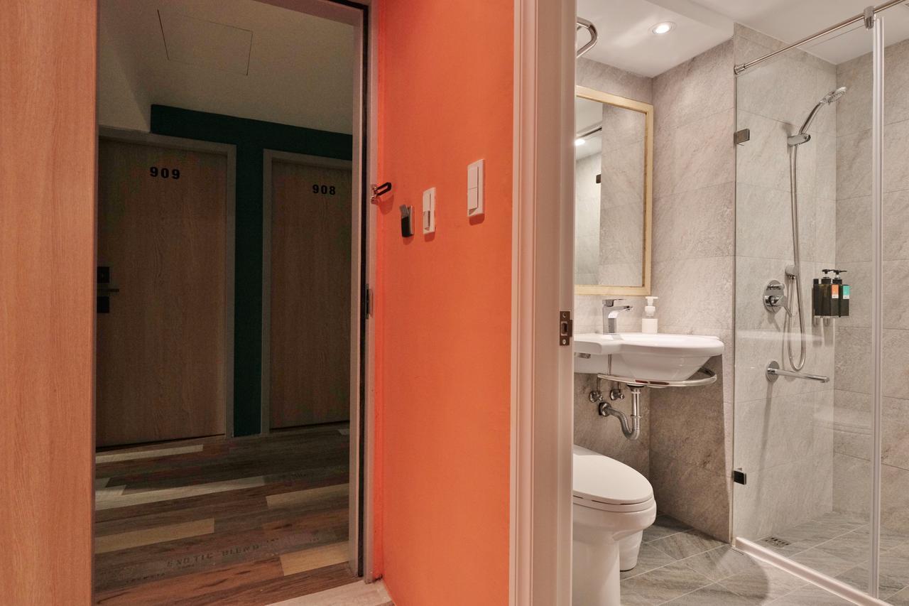 Single Room with Private Bathroom