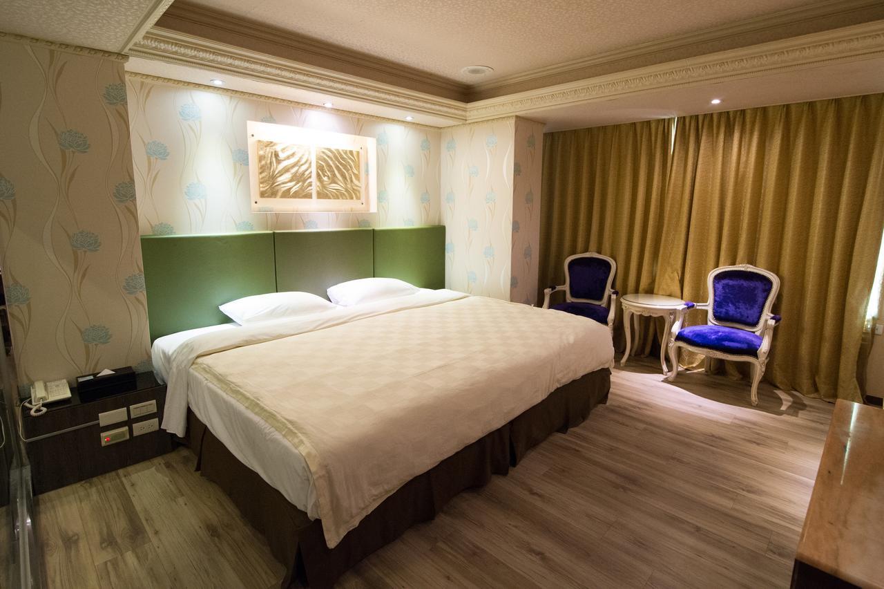 Double Room - No Parking