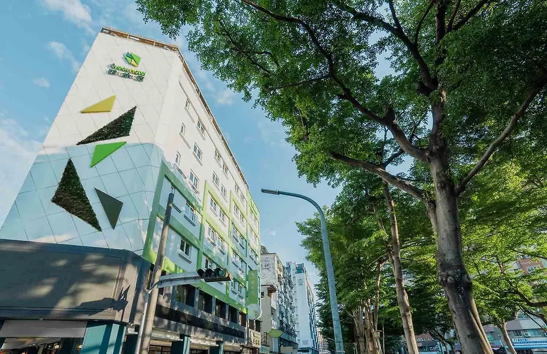 Green Hotel - Fengjia-1